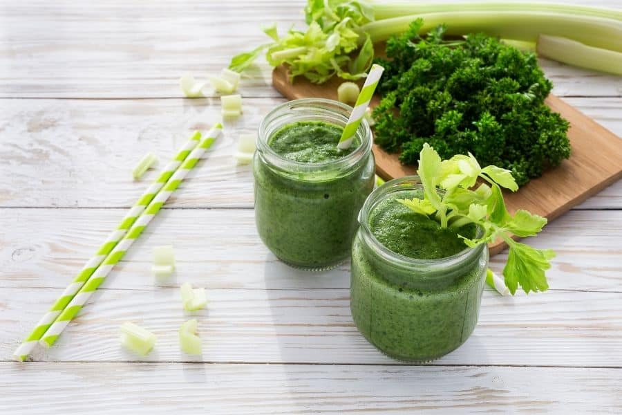 6 Healthy Green Natural Smoothies